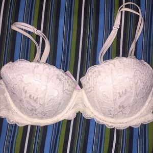 Victoria’s Secret Pink Bra 32C